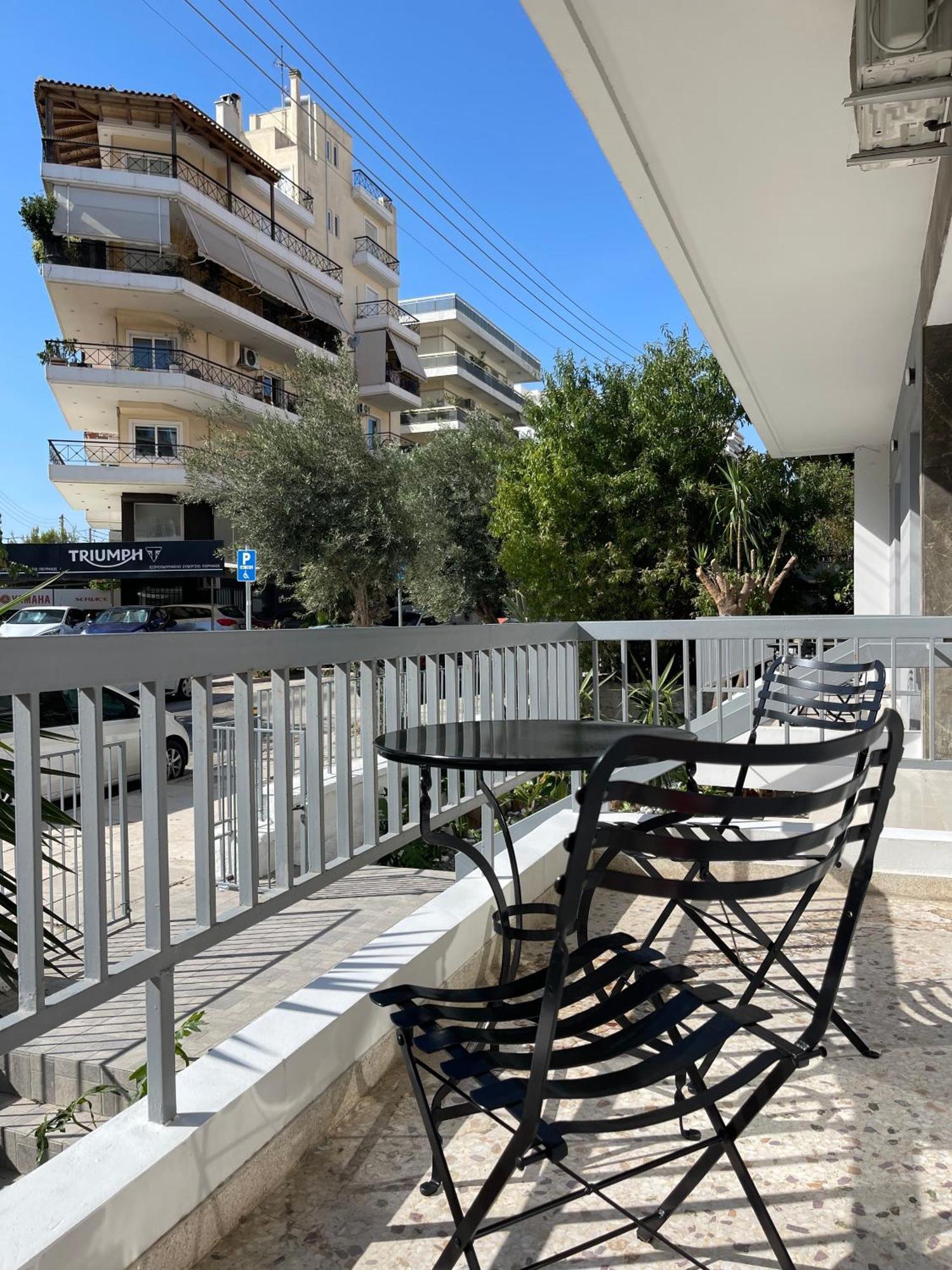Athenean Bnb Seaside Serenity Steps From The Riviera Εξωτερικό φωτογραφία
