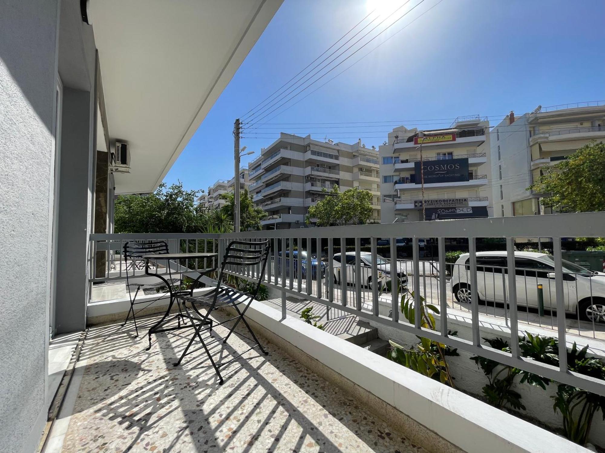 Athenean Bnb Seaside Serenity Steps From The Riviera Εξωτερικό φωτογραφία