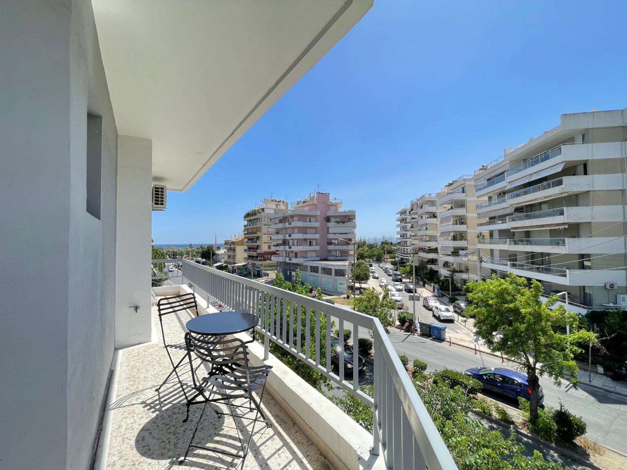 Athenean Bnb Seaside Serenity Steps From The Riviera Εξωτερικό φωτογραφία