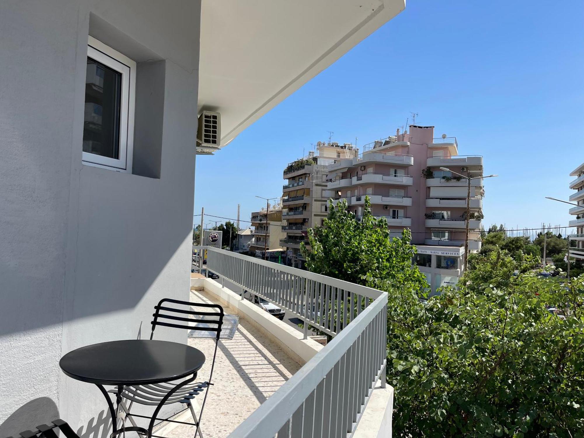 Athenean Bnb Seaside Serenity Steps From The Riviera Εξωτερικό φωτογραφία